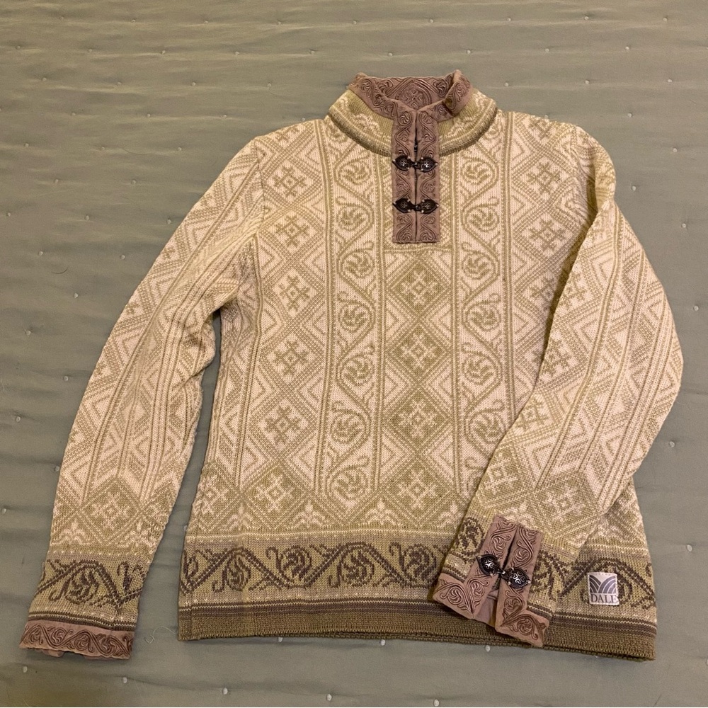 Dale of Norway 100% Wool Sweater